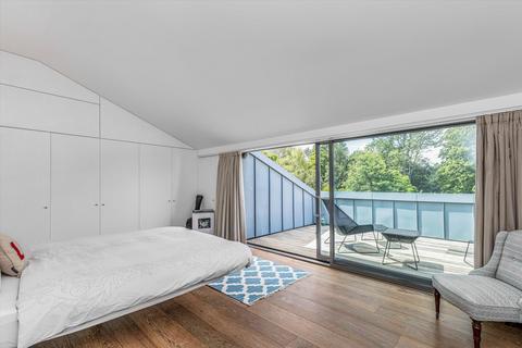 6 bedroom detached house for sale, Roedean Crescent, London, SW15