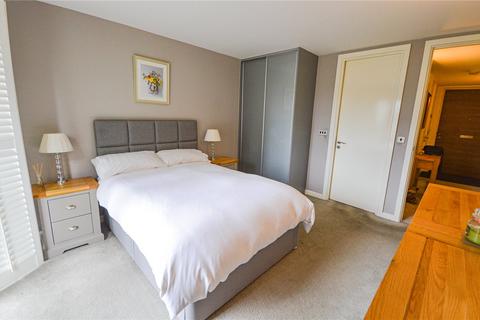 68, Cedar Court Longfield Centre, Prestwich, Manchester, M25 1GZ