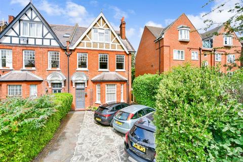 56b Mulgrave Road, Belmont, Sutton, SM2 6LX