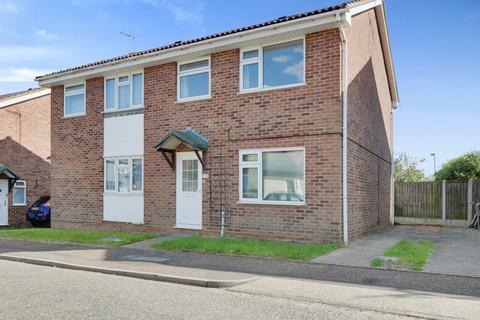 3 bedroom semi-detached house for sale - Coniston, Southend-on-sea, SS2
