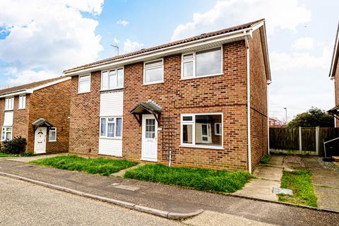 3 bedroom semi-detached house for sale, Coniston, Southend-on-sea, SS2