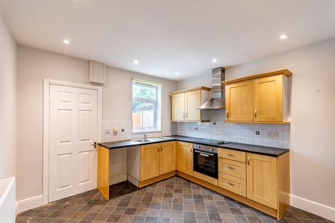38 Whitehall Road, Retford, DN22 6HX