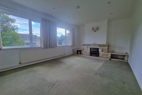 2 bedroom maisonette to rent, Hiltingbury