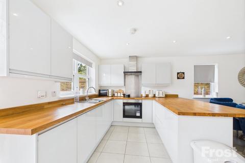 undefined, Britwell Road, Burnham, Bucks, SL1