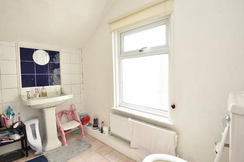 2 bedroom terraced house for sale, Mount Street, Harrogate