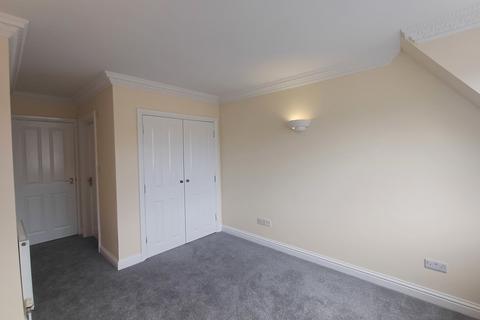 2 bedroom apartment to rent, Norwich Avenue West, Bournemouth