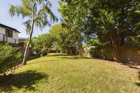 undefined, Highlands Crescent, Horsham