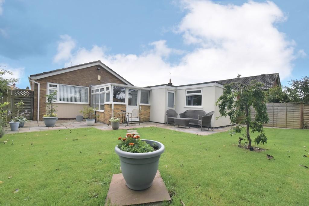 Hutchinson Drive, Northallerton 3 bed detached bungalow for sale £325,000