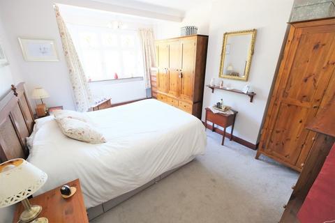 106 Court Road, Orpington, BR6 0PZ