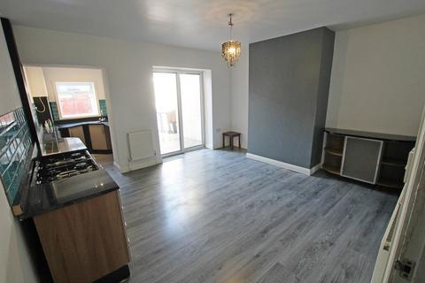3 bedroom terraced house for sale - Church Street, Clayton Le Moors