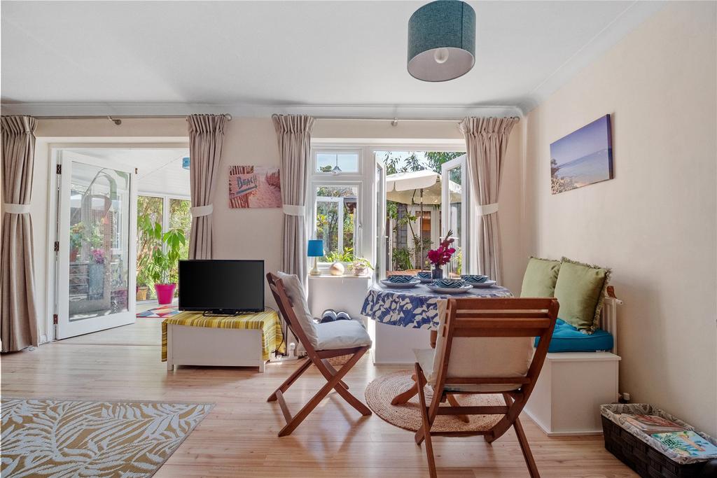 Swanage, Dorset 2 bed bungalow for sale £395,000