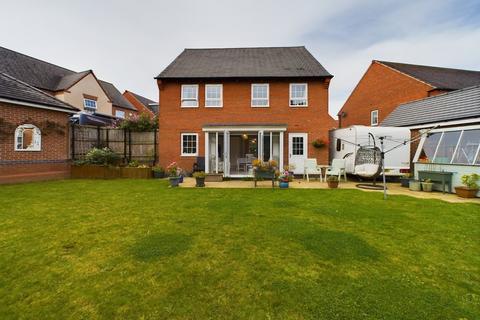 4 bedroom detached house for sale, Parsons Way, Drakelow