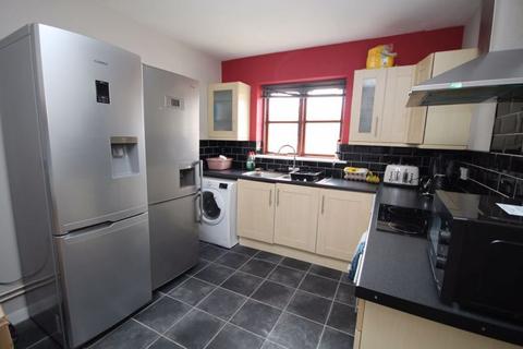 1 bedroom flat for sale, SIDNEY WAY, CLEETHORPES