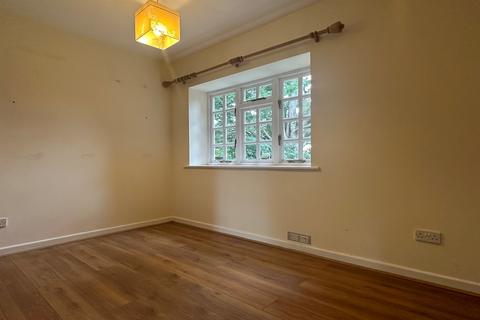3 bedroom semi-detached house to rent, Selhurst Park Cottages, Selhurst Park, Halnaker, Chichester, PO18