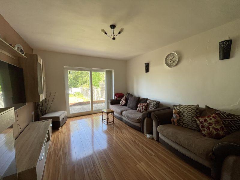 Walstead Road, Walsall, WS5 4LZ 3 bed semidetached house for sale £