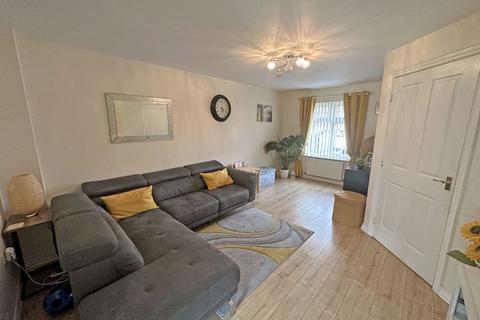 8 Laurel Heights, North Shields, NE29 0FB