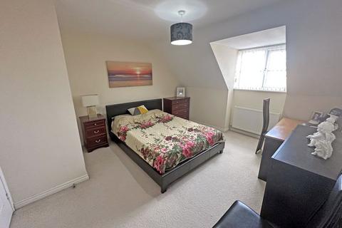 8 Laurel Heights, North Shields, NE29 0FB