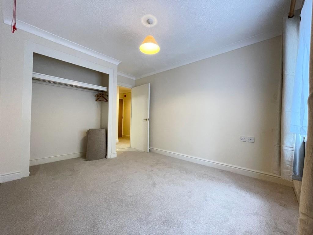 Leander Court, Strand, Teignmouth 1 bed apartment for sale £120,000