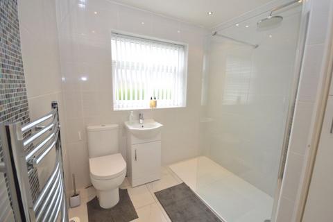 2 bedroom semi-detached bungalow for sale, Clincton View, Widnes