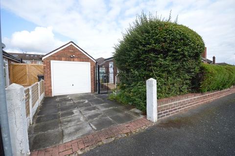 2 bedroom semi-detached bungalow for sale, Clincton View, Widnes