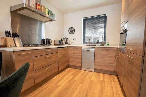 52 Brooking House Rollason Way, Brentwood, CM14 4ET