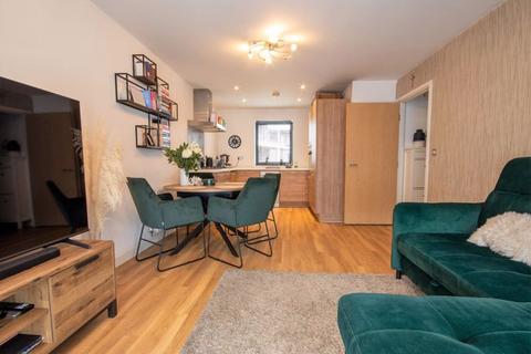 52 Brooking House Rollason Way, Brentwood, CM14 4ET