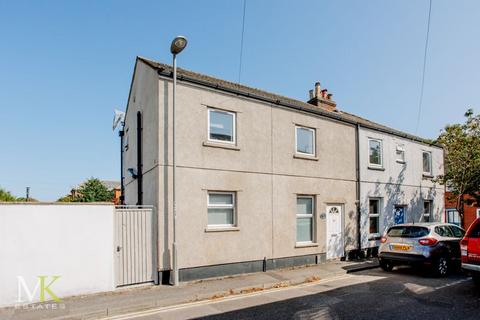 2 bedroom terraced house to rent, Purewell, Christchurch BH23