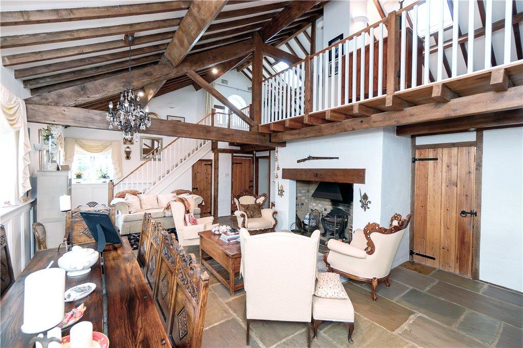 Living/Dining Room