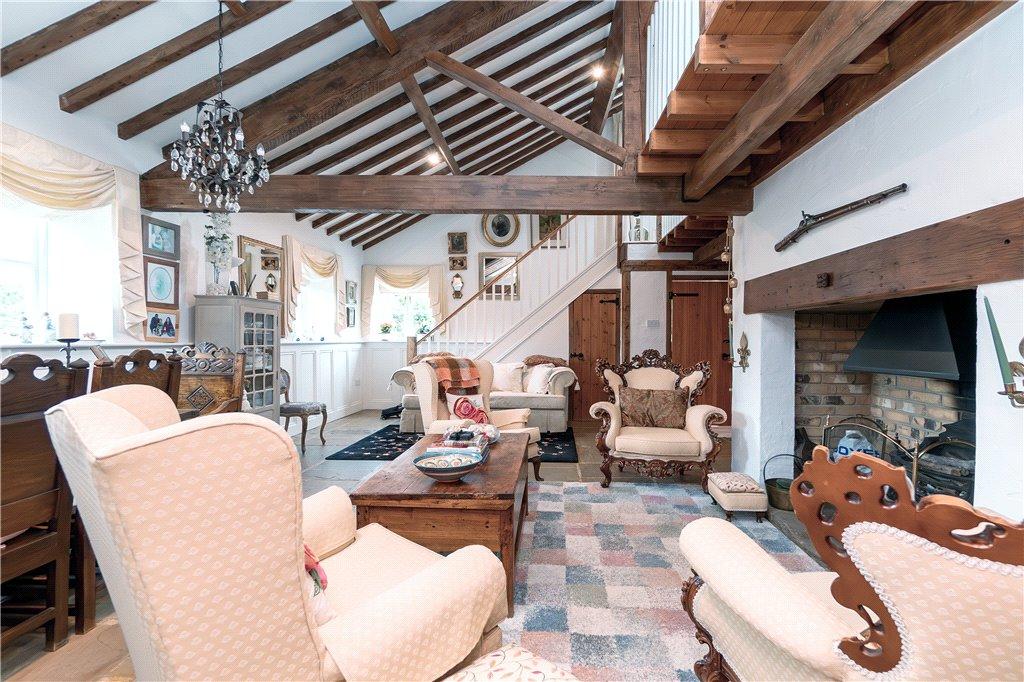 Living/Dining Room