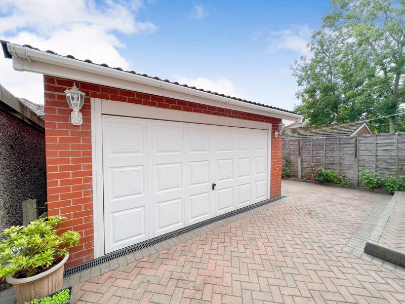 Double garage