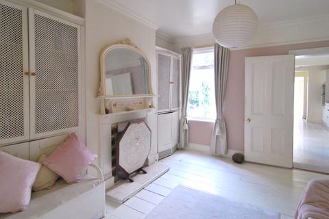 1 Reservoir Road, Gloucester, GL4 6RW