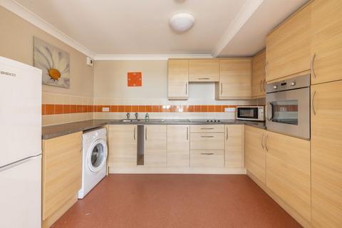 2 bedroom flat for sale - Margaret House, Lealands Drive