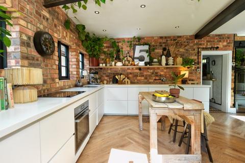 Delph House Delphside, Broseley, TF12 5EP