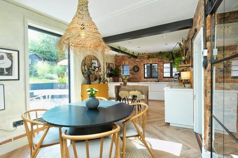 Delph House Delphside, Broseley, TF12 5EP