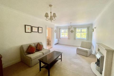 2 bedroom retirement property for sale - 303 Limpsfield Road, Warlingham, CR6 9RL