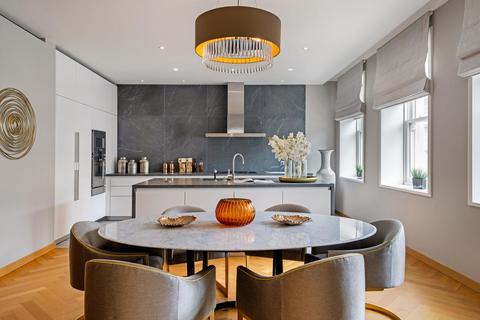 2 bedroom apartment for sale - 26 De Vere Gardens, Kensington, London, W8