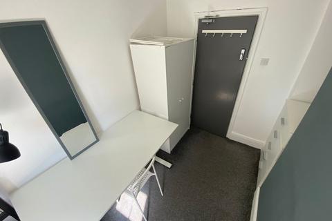 1 bedroom in a house share to rent, 38 Princess Street, Barnsley