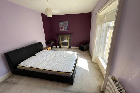 72 Ullswater Road, Lancaster, LA1 3PS