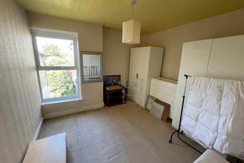72 Ullswater Road, Lancaster, LA1 3PS