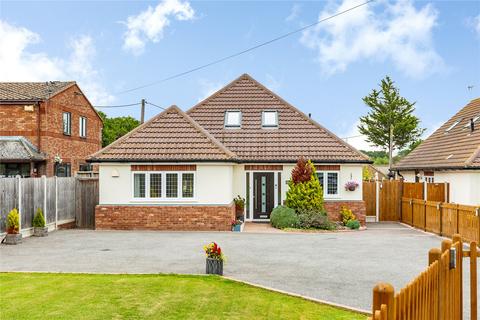 5 bedroom detached house for sale, South Hanningfield Way, Runwell, Wickford, SS11