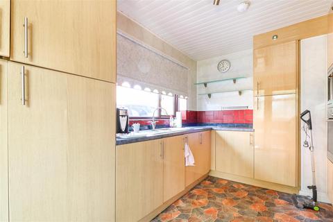 2 bedroom semi-detached bungalow for sale, Poplar Avenue, Shafton, Barnsley