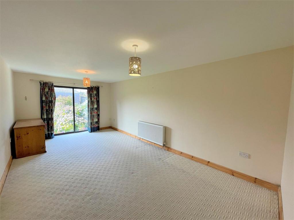 Main bedroom.JPG