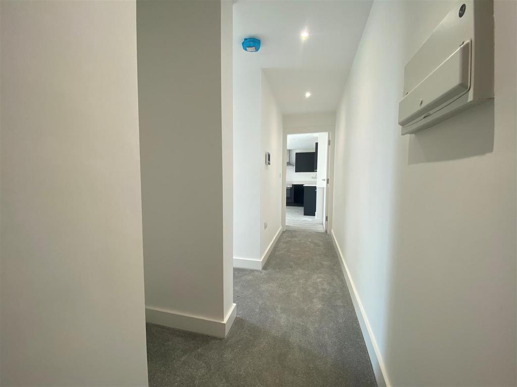 Hallway.jpg