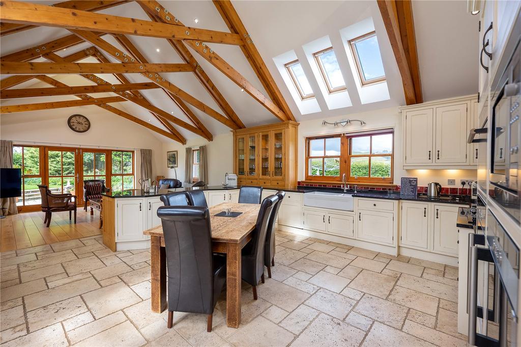 Cairnfold House, Blairingone, Dollar, Clackmannanshire, FK14 6 bed