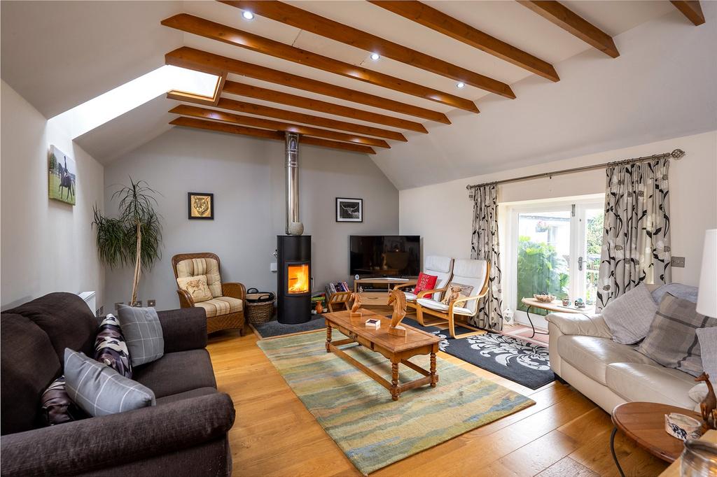 Cottage-Sitting Room