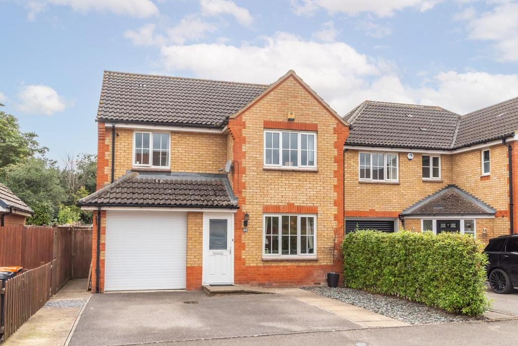 Byford Way, Leighton Buzzard 4 bed detached house for sale £450,000