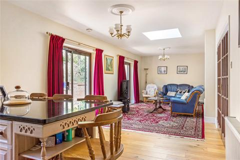 37 Wellfields, Loughton, IG10 1PA