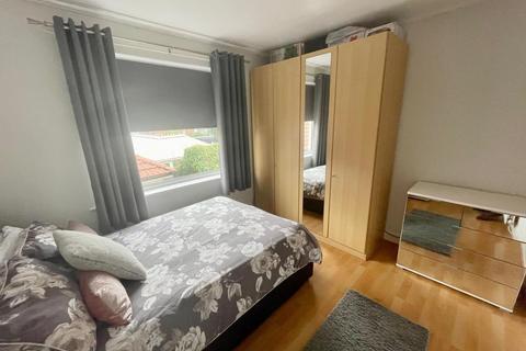 72 Heathfield Drive, Hartlepool, TS25 5LW