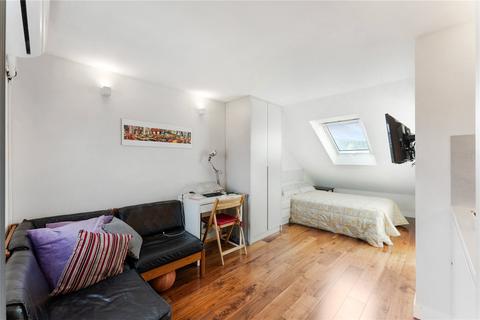 33 Benn Street, London, E9 5SU