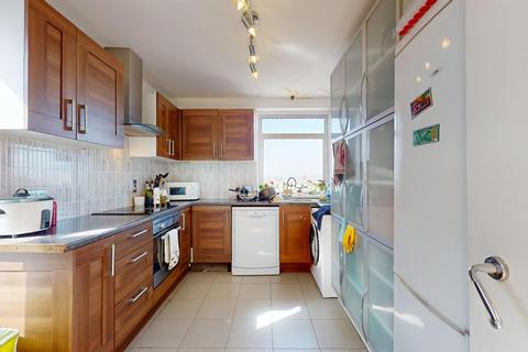 2 bedroom apartment for sale, Holyport Road, London SW6